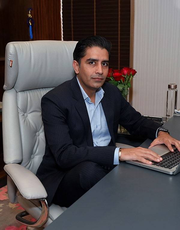 abhinav (1)-min